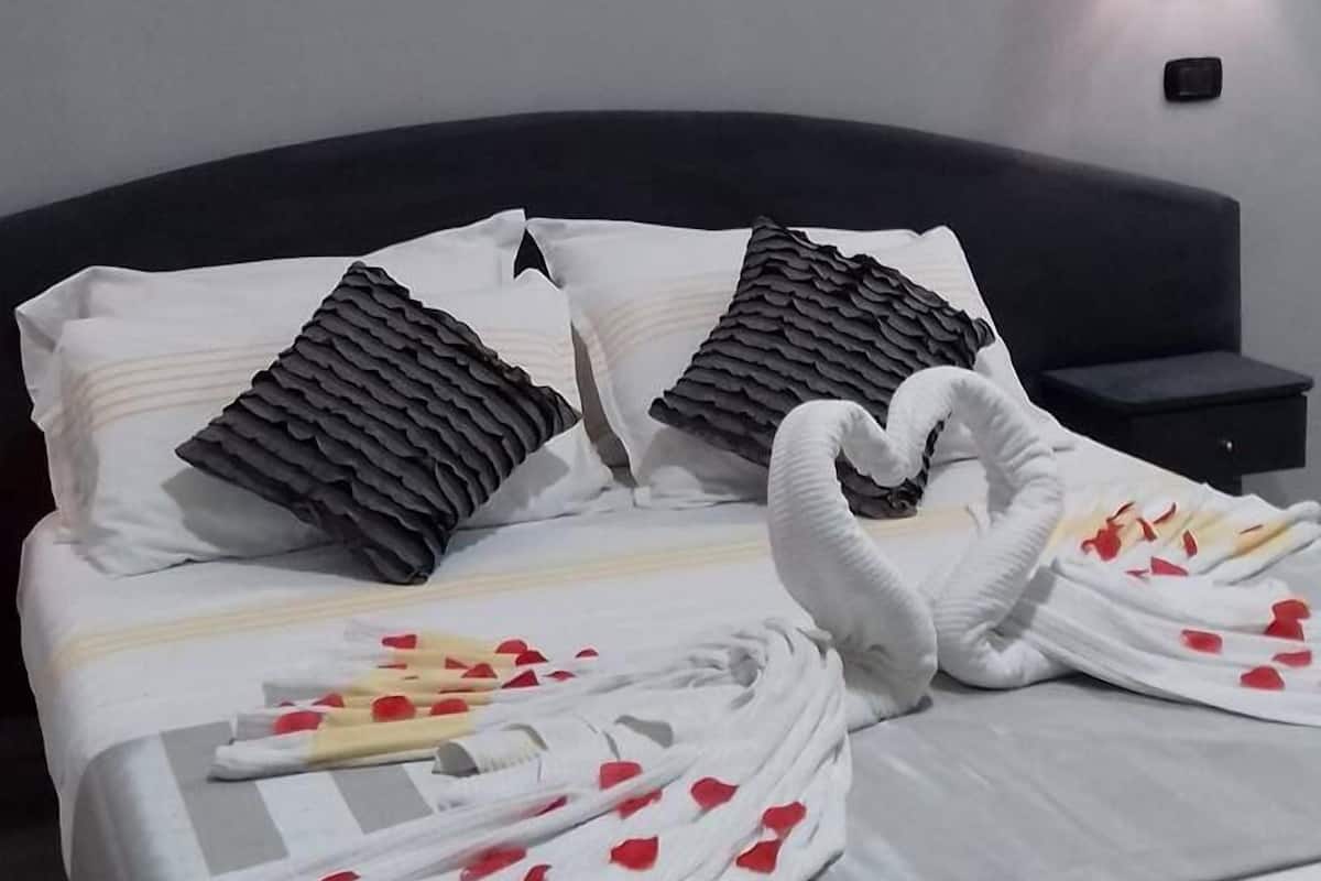Standard Double Room | Desk, soundproofing, free WiFi