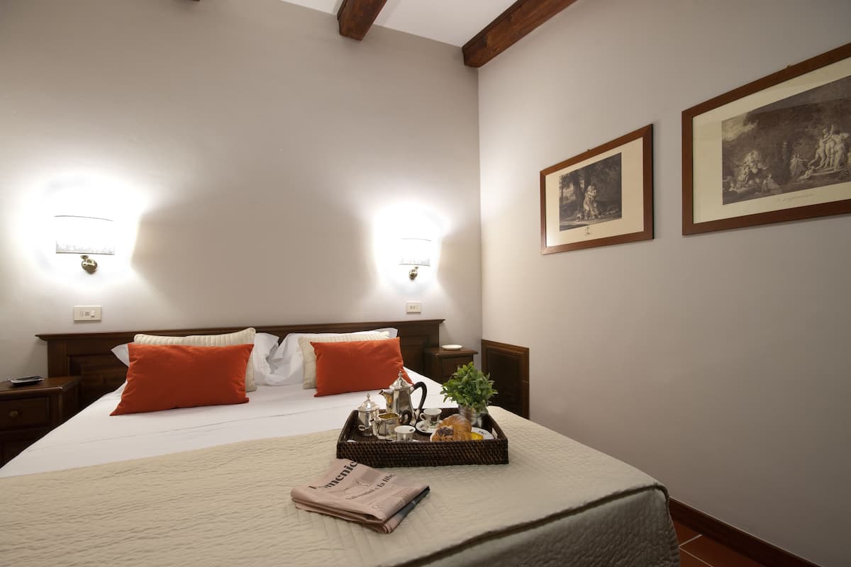 1 chambre, literie de qualité supérieure, couette en duvet d'oie