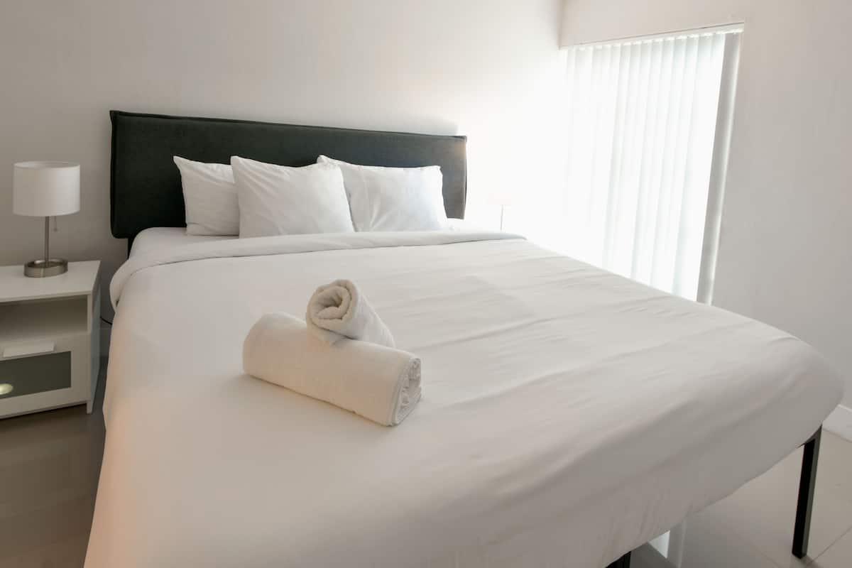 Designer Deluxe One Bedroom Aparment | Living area