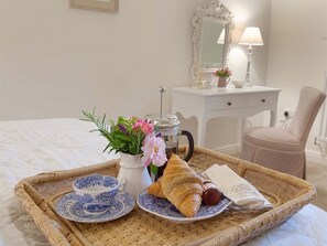 Appartement Luxe, salle de bains attenante, vue jardin | 1 chambre