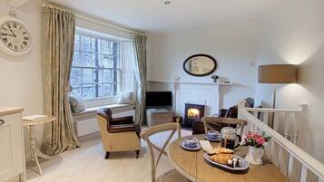 Appartement Luxe, salle de bains attenante, vue jardin | Divers