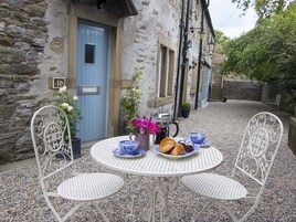 Luxury Apartment, Ensuite, Garden View | Miscellaneous