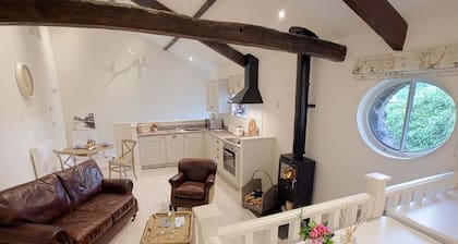 Linton Court Coach House