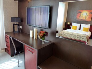 Klassieke studio, 1 queensize bed, niet-roken | Luxe beddengoed, een kluis op de kamer, individueel gedecoreerd