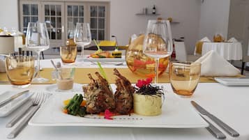 Tägliches inbegriffenes Frühstücksbuffet