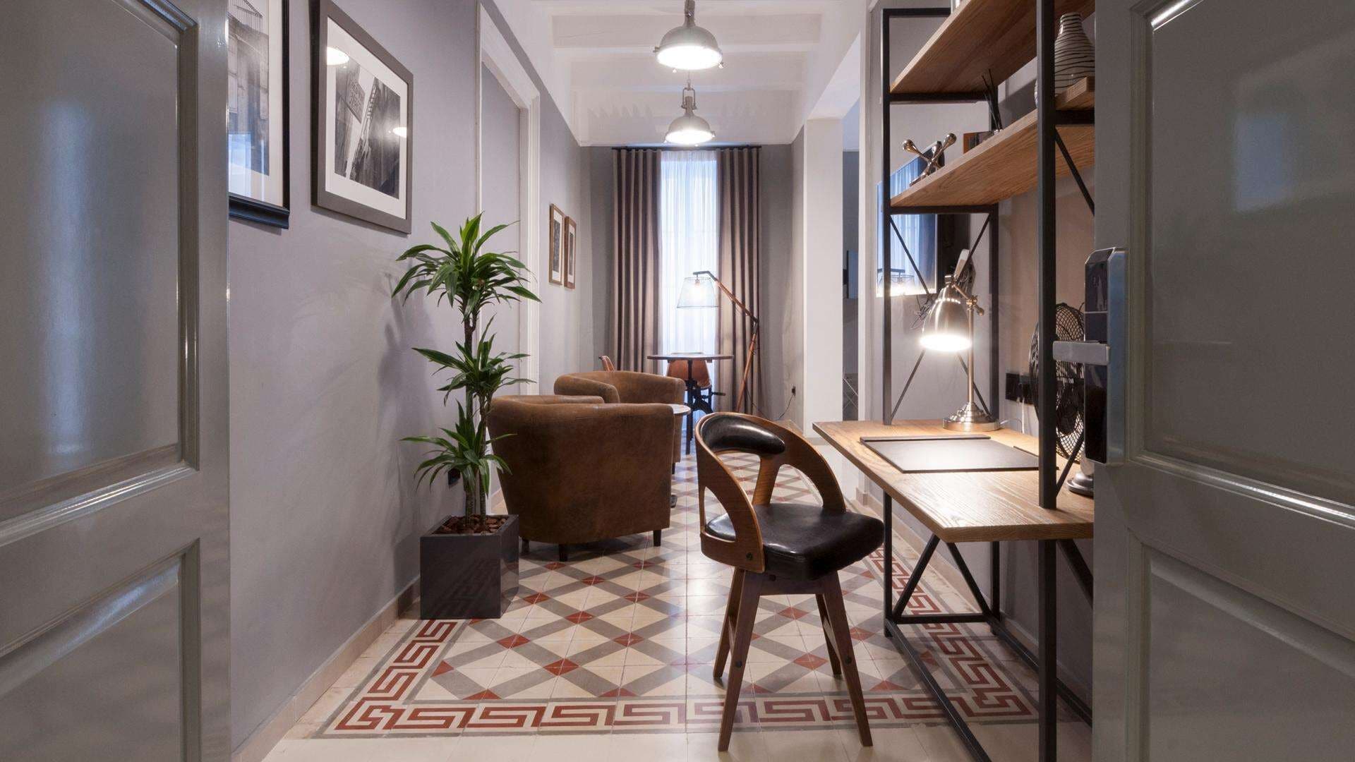 superior double room | minibar, in-room safe, desk, free wifi