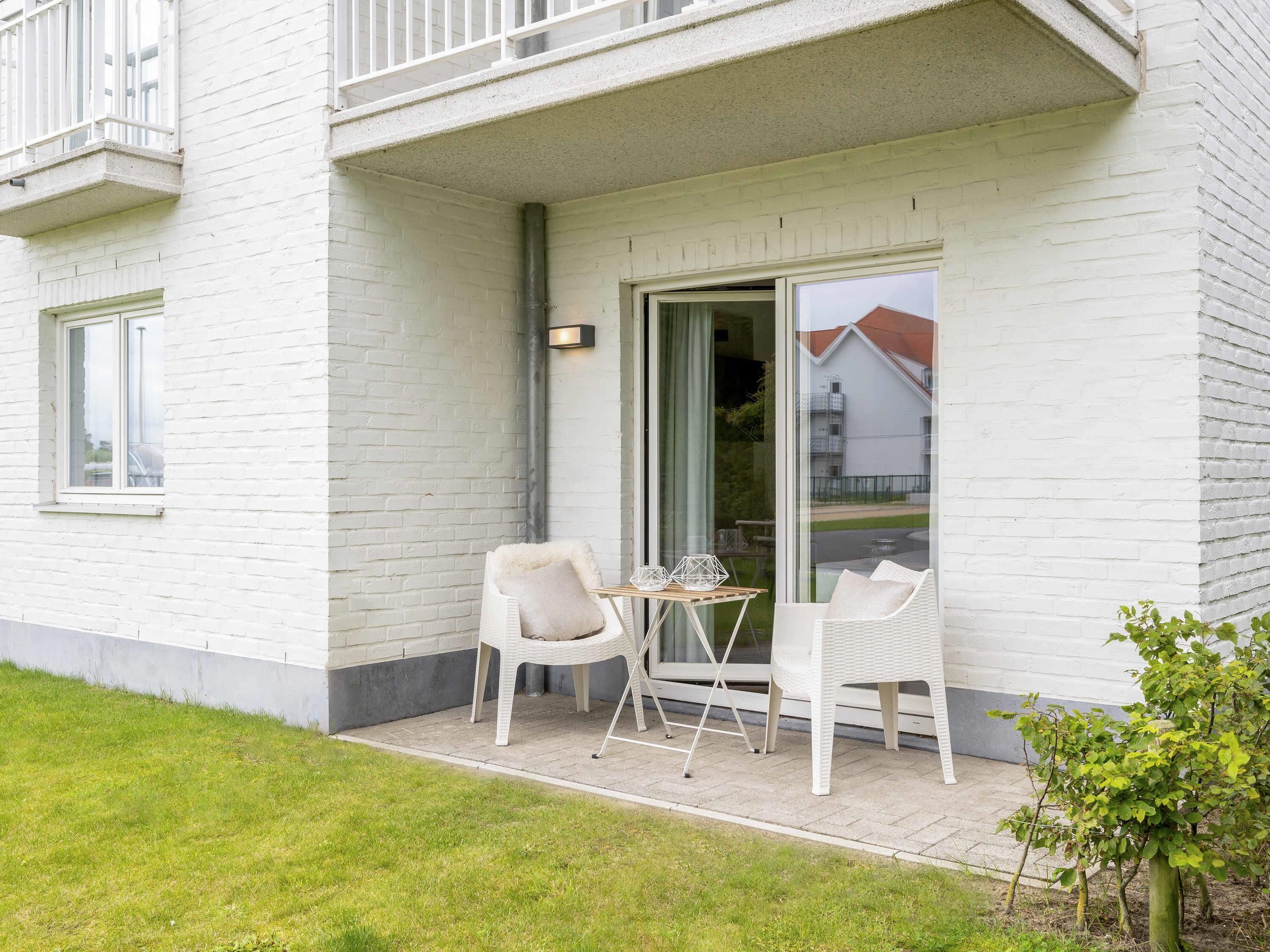 luxury room, 1 single bed | desk, blackout curtains, soundproofing, iron/ironing board