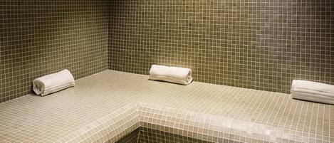 Indoor pool, pool loungers