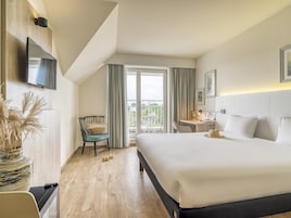 Luxury Room, 1 Single Bed | Desk, blackout curtains, soundproofing, iron/ironing board