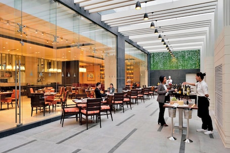 Restaurant. Fairfield by Marriott® Kathmandu Thamel