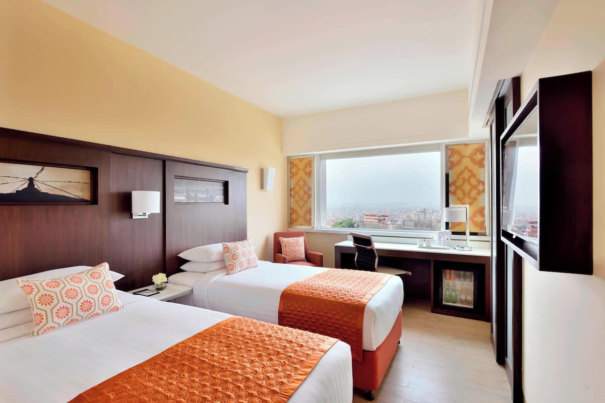 Room, 1 Twin Bed | Minibar, in-room safe, individually decorated, individually furnished