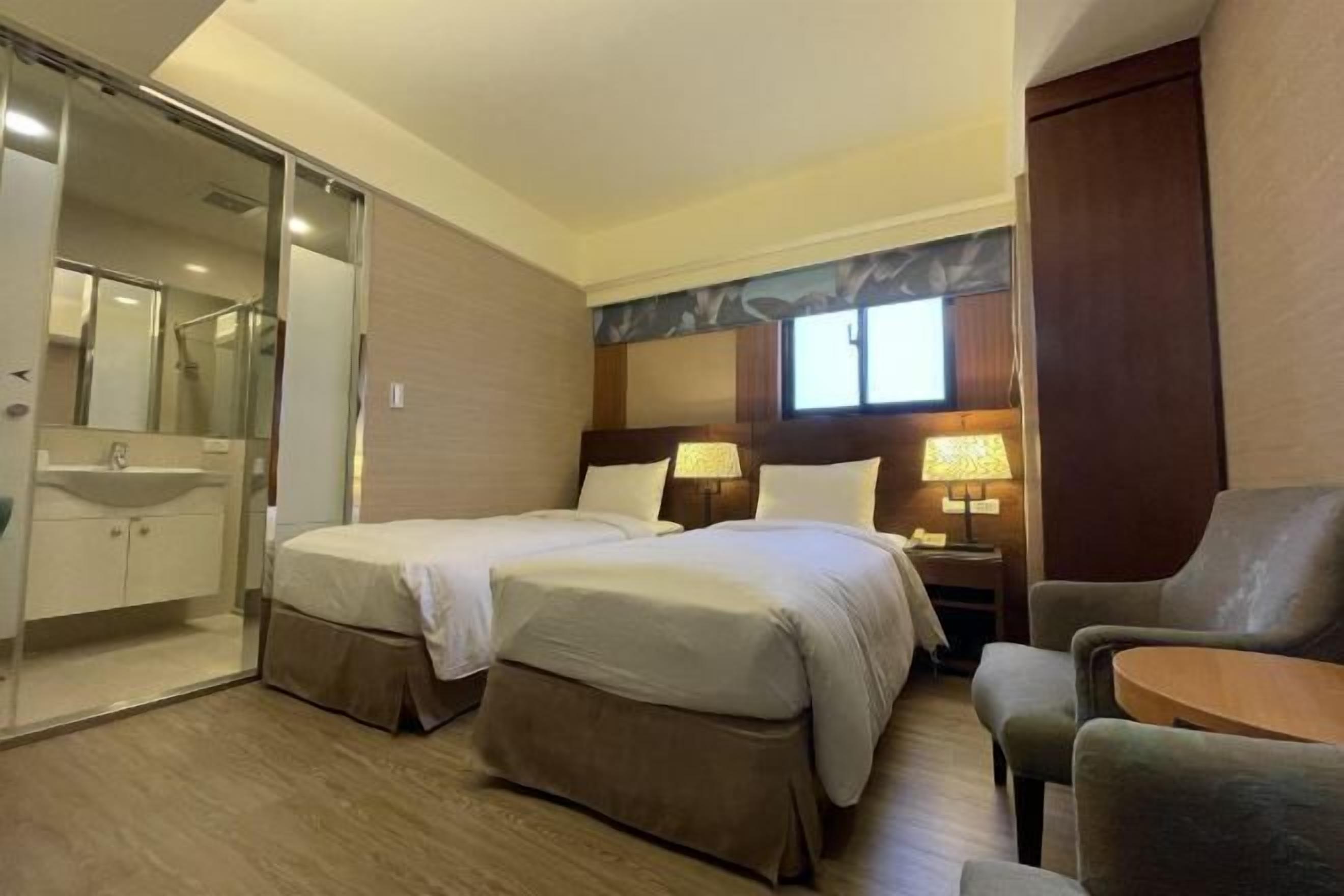 Escrivaninha, espaço de trabalho para notebook, quartos à prova de som