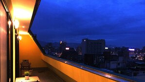Unclassified image, 4 of 53, button - I Play Inn - Hostel (Taipei)