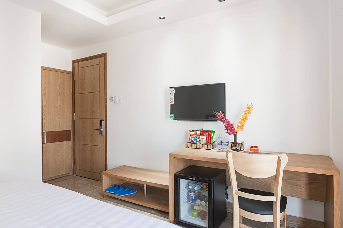 Phòng Superior | Minibar, két bảo mật tại phòng, bàn, phòng cách âm 