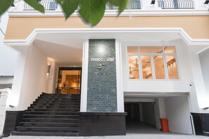 Entrée de l’hébergement