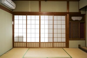 Free WiFi - Guest House Route53 Furuichi (Nara)