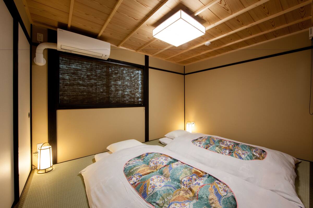 In-room safe, desk, free WiFi, bed sheets