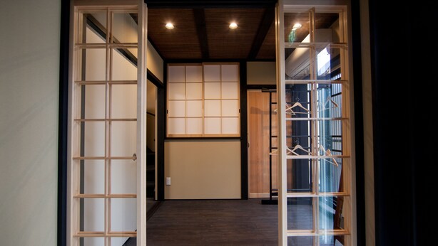 In-room safe, desk, WiFi (free), bed sheets - Rinn Sennyuji (Kyoto)