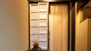 Interior - Rinn Shijomibugawa (Kyoto)