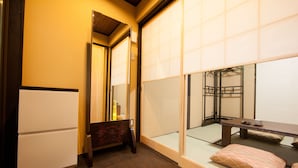 In-room safe, free WiFi, bed sheets - Rinn Shijomibugawa (Kyoto)