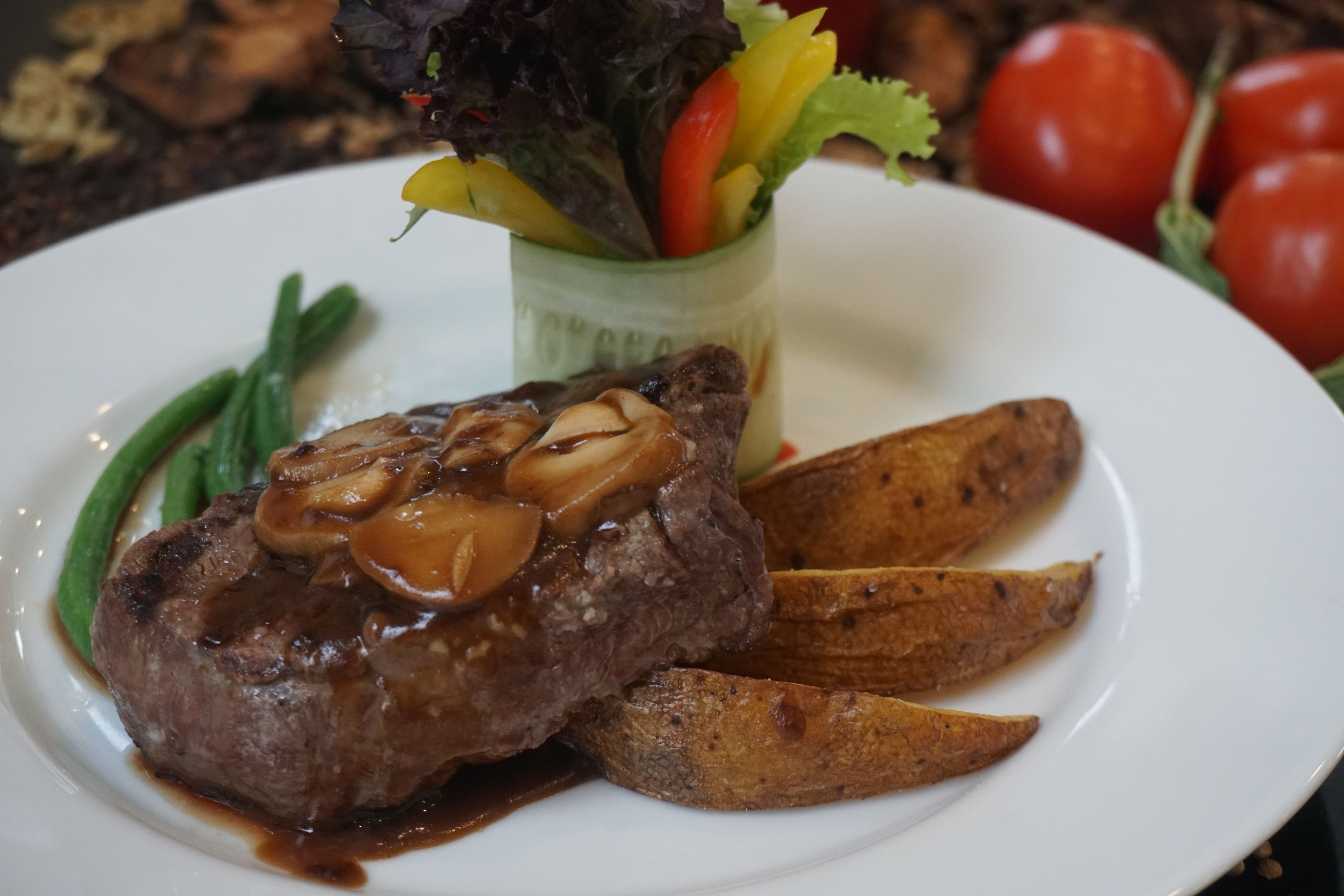 breakfast, lunch, dinner served; local and international cuisine