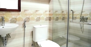 Shower, free toiletries, hair dryer, slippers
