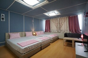 تجهيزات عازلة للصوت وواي فاي مجانًا