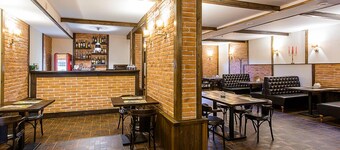 Mini-Hotel Gastsinny yard "La Menska"