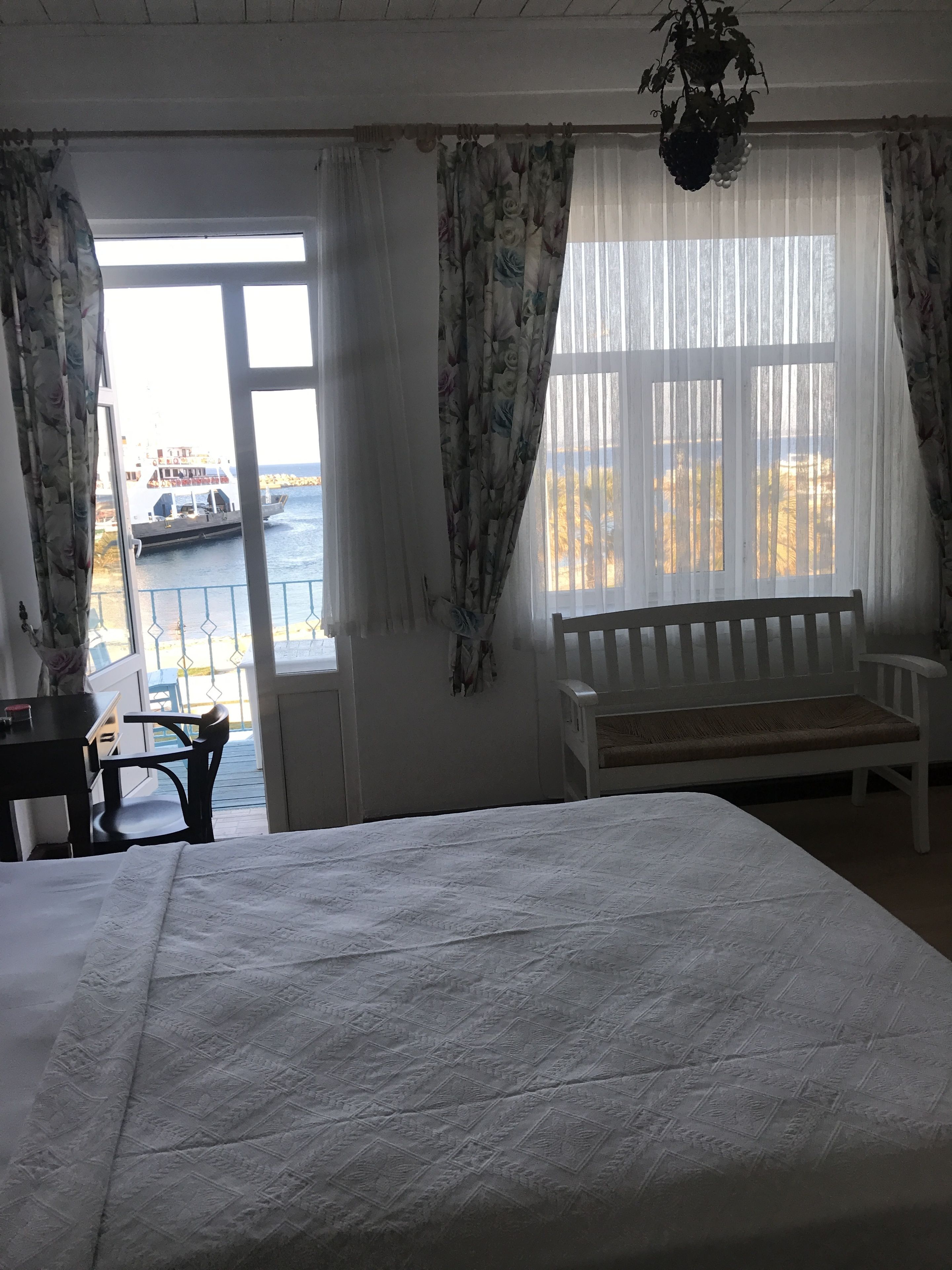 triple room with balcony, sea view | minibar, free wifi