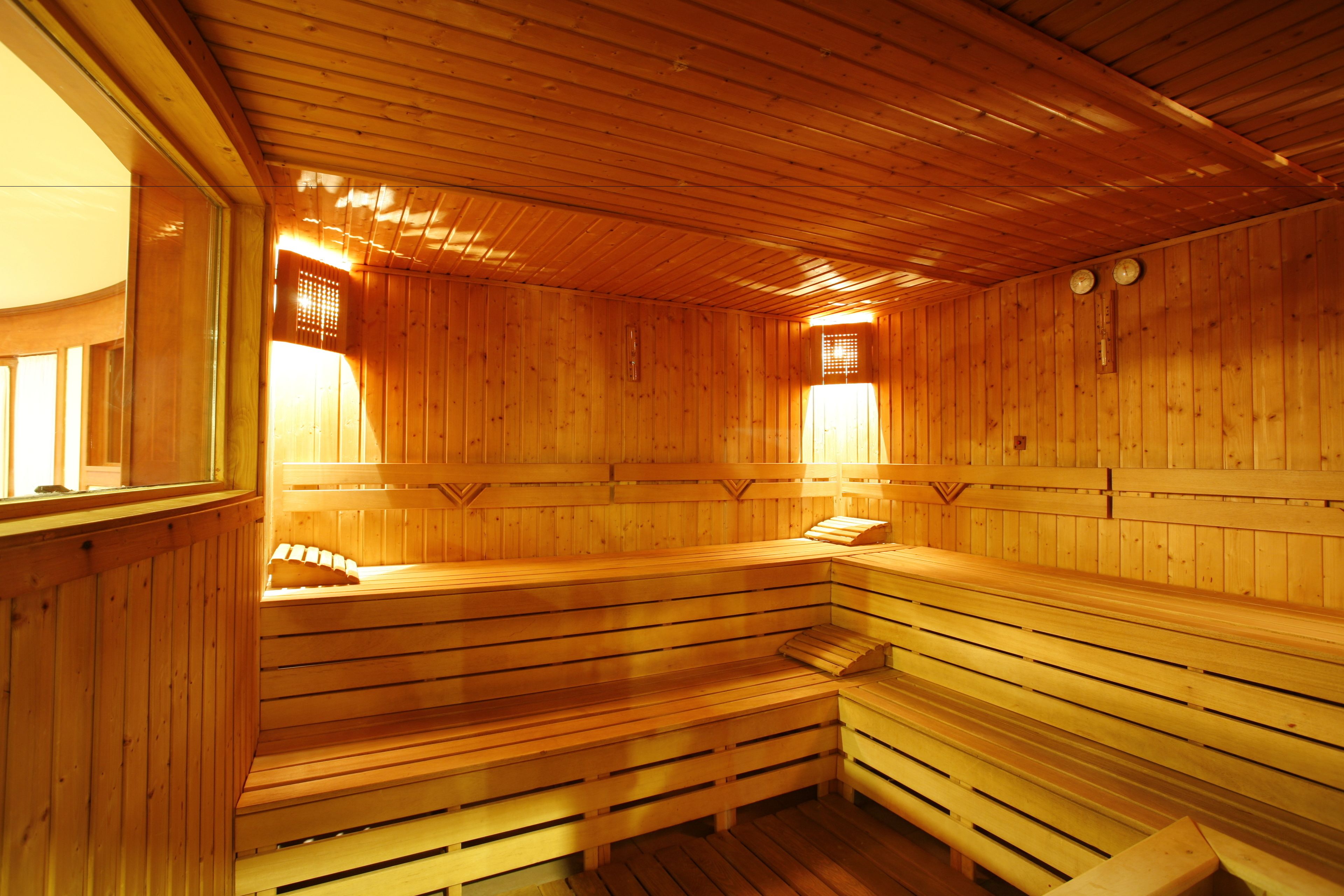sauna, turkish bath/hammam