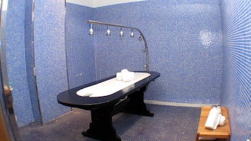 Banheira de hidromassagem, banho turco/hammam, tratamentos corporais