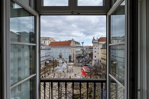 Deluxe Room with Square View | Kameruitzicht