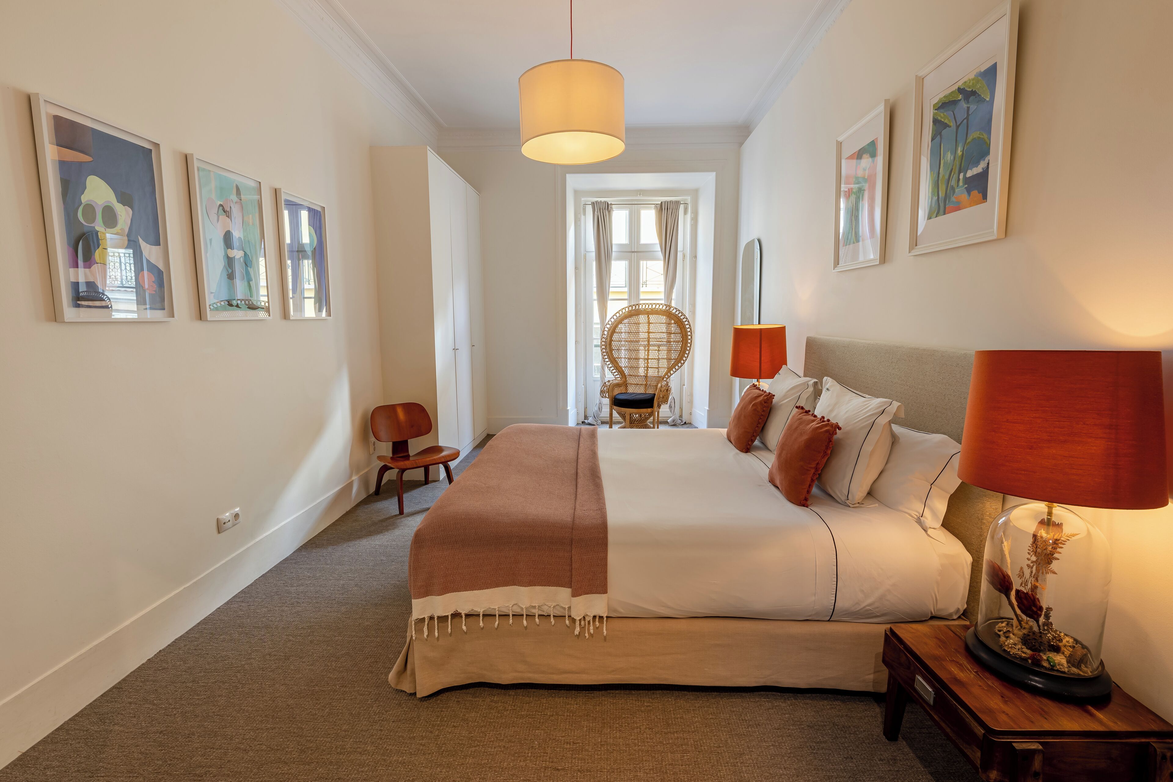 Deluxe 2 Bedroom Suite with Square View