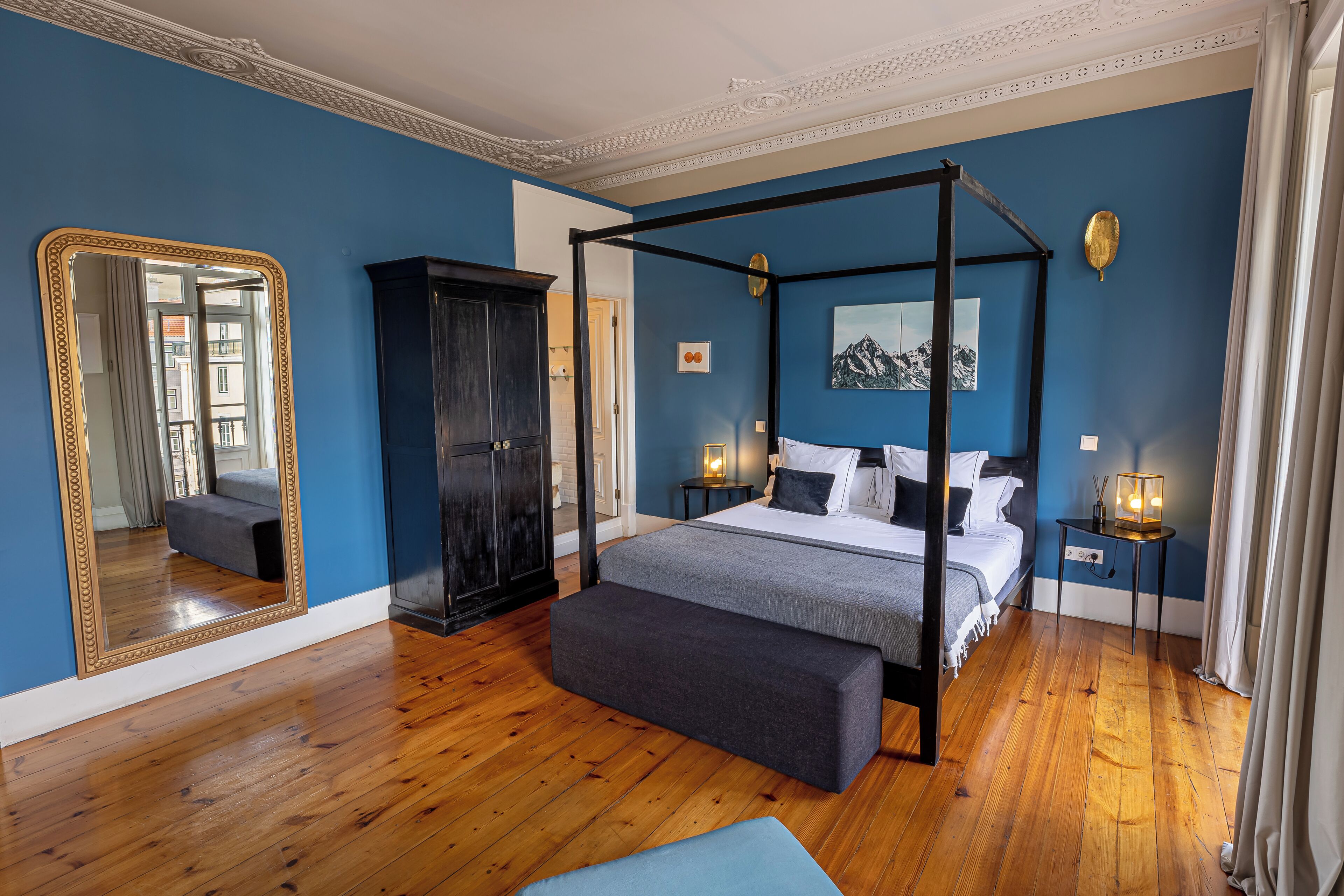 deluxe room with square view | premium bedding, minibar, in-room safe, blackout curtains