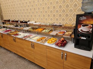 Breakfast and dinner served - Hamit Hotel İstanbul - Special Category (Istanbul)
