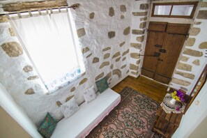 Suite – royal | Sengetøy av topp kvalitet, minibarvarer (inkludert) og strykejern/-brett