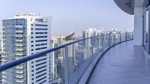 Apartment, 2 Bedrooms | Balcony - One Perfect Stay - Trident Grand (Dubai)
