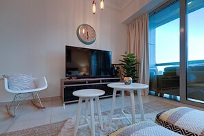 Studio | Coin séjour | Télévision