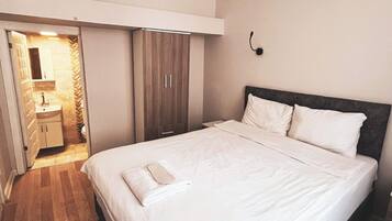 Ropa de cama de alta calidad, wifi gratis y ropa de cama