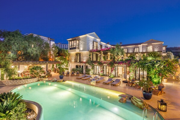 Front of property – evening/night