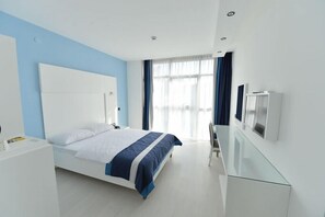 Double Room | Minibar, in-room safe, desk, soundproofing -  RS City Hotel (Samsun)