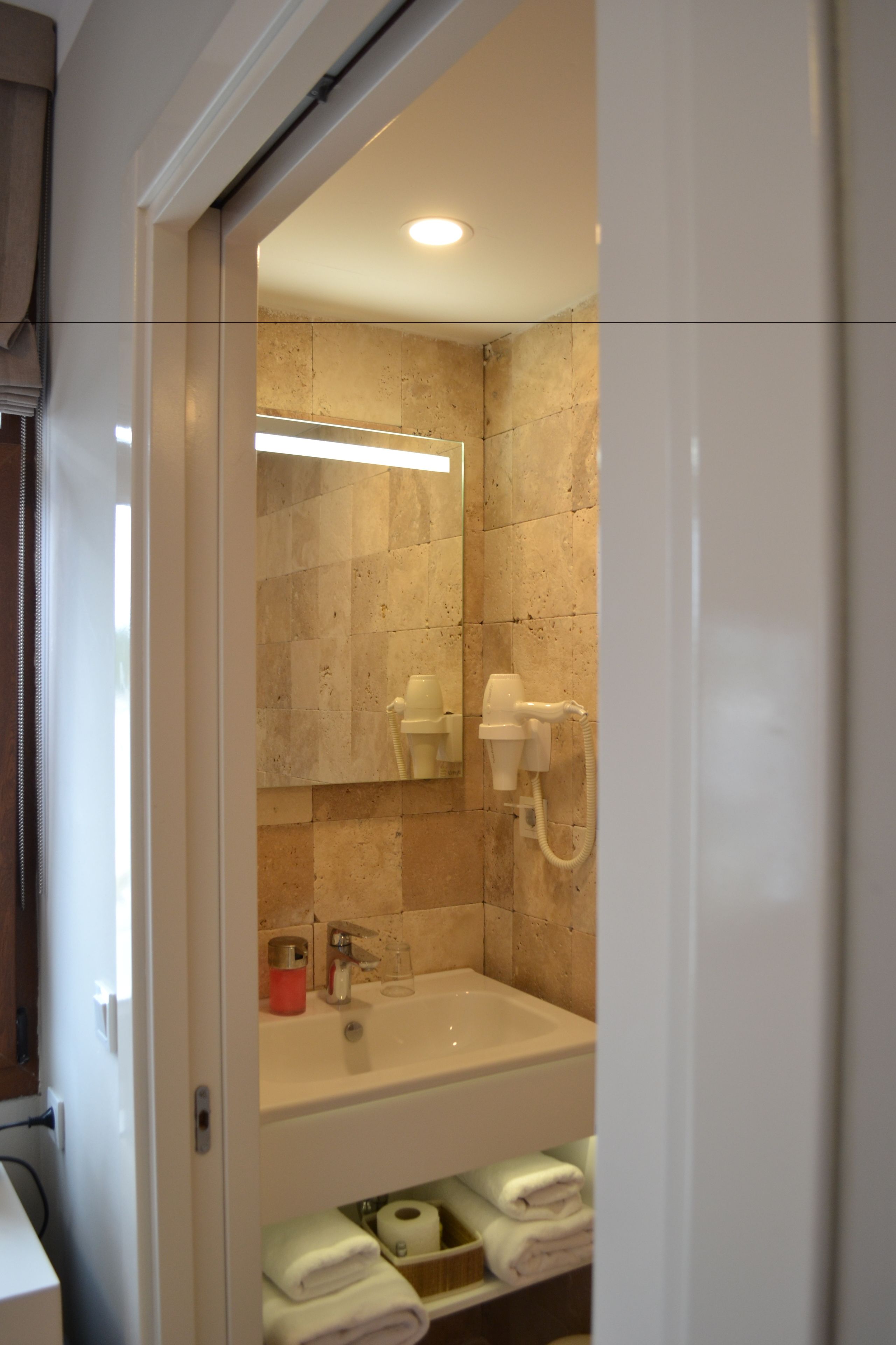 standard double room, 1 queen bed, sea view | bathroom | shower, rainfall showerhead, free toiletries, hair dryer