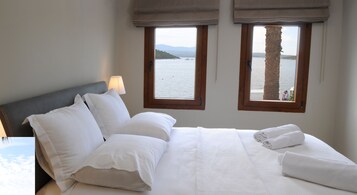 家庭房 | Select Comfort 床、迷你吧、隔音、熨斗/熨板