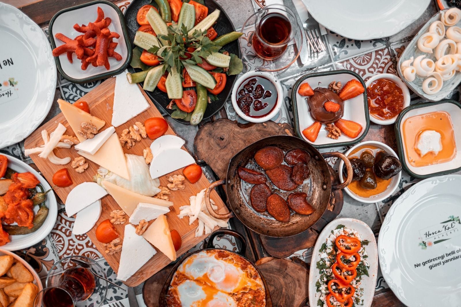 free daily full breakfast