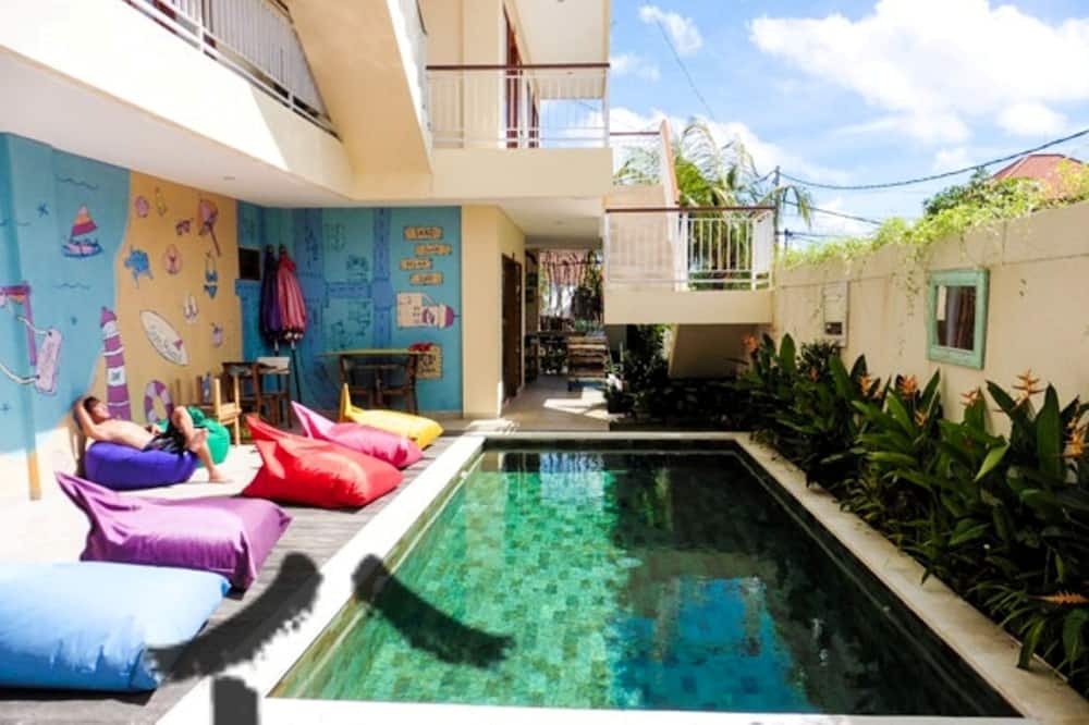 Home 21 Bali