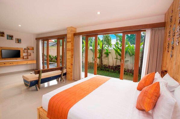 套房 | 房內夾萬、書桌、隔音、免費 Wi-Fi