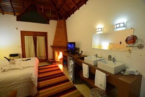Minibar, desk, blackout drapes, free WiFi - Estalagem Monte Verde (Camanducaia)