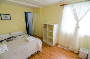 Standard Double Room, 1 Bedroom, Private Bathroom | Free WiFi - Smile Patagonia Hostel - Adults Only (Natales)