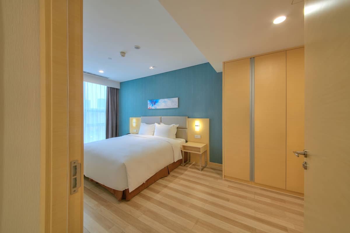 Suite (Additional)