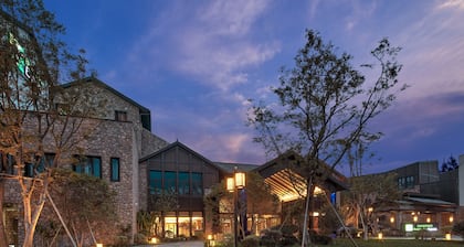 Holiday Inn Express - Zhejiang Qianxia Lake by IHG